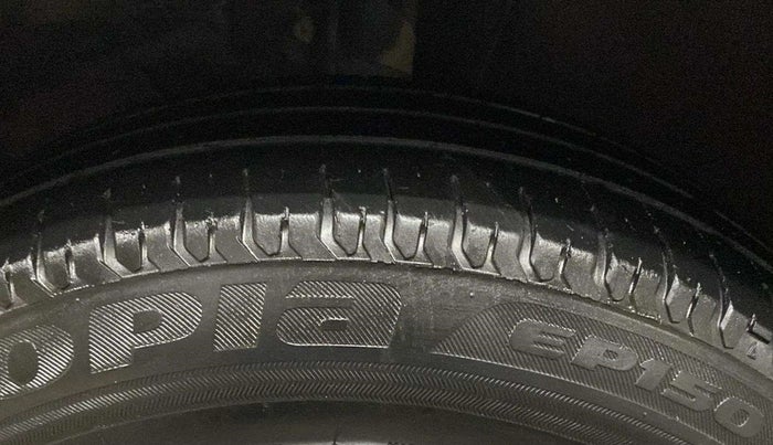 2018 Maruti Dzire VXI, Petrol, Manual, 38,310 km, Left Front Tyre Tread