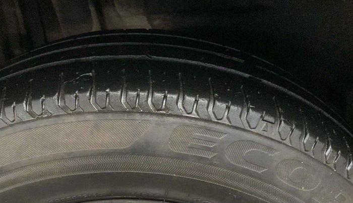 2018 Maruti Dzire VXI, Petrol, Manual, 38,310 km, Right Rear Tyre Tread