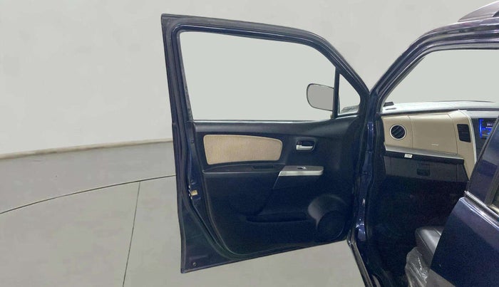 2018 Maruti Wagon R 1.0 LXI CNG, CNG, Manual, 11,434 km, LHS Front Door