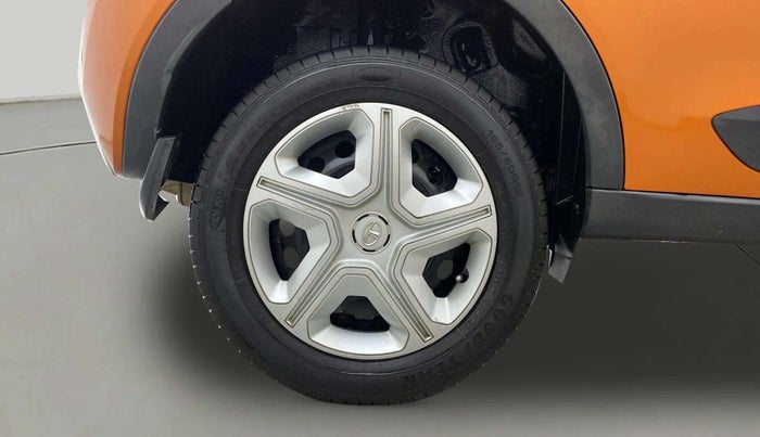 2018 Tata NEXON XM PETROL, Petrol, Manual, 44,651 km, Right Rear Wheel
