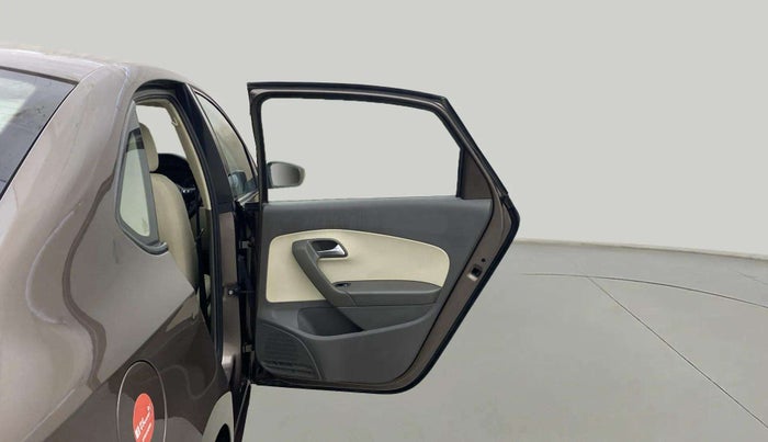 2015 Volkswagen Vento HIGHLINE 1.6 MPI, Petrol, Manual, 74,767 km, RHS Rear Door