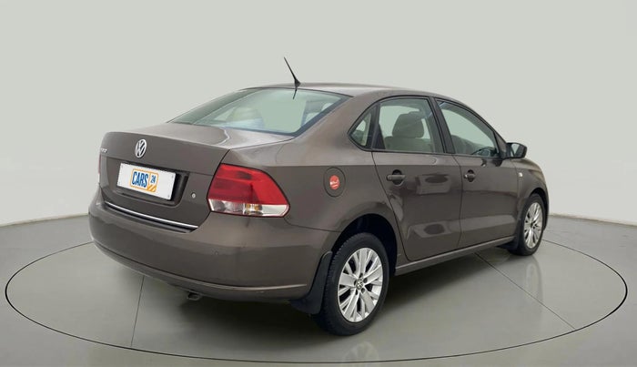 2015 Volkswagen Vento HIGHLINE 1.6 MPI, Petrol, Manual, 74,767 km, Right Back Diagonal