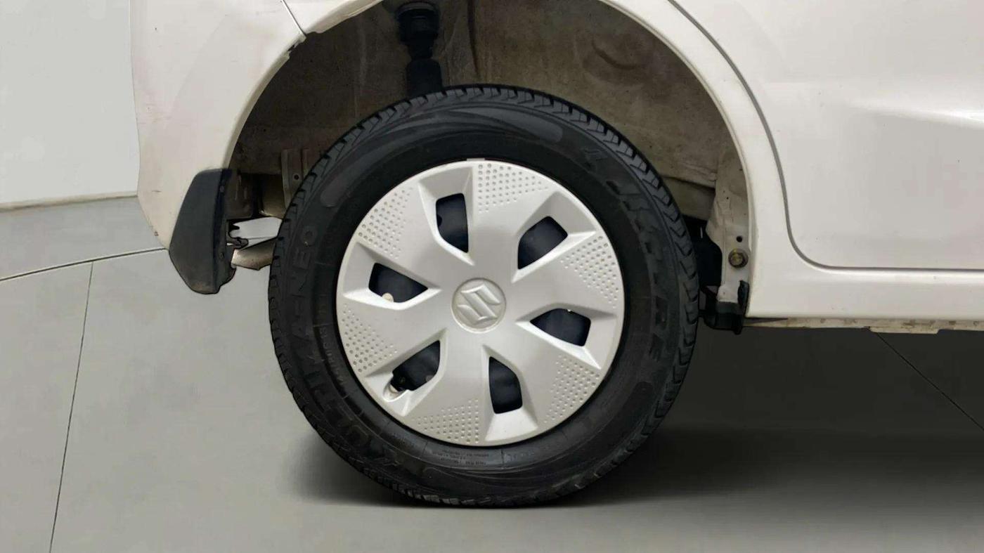 2023 Maruti Alto K10 VXI CNG, CNG, Manual, 35,940 km, Right Rear Wheel