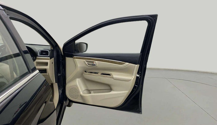 2019 Maruti Ciaz ALPHA  AT 1.5 SHVS PETROL, Petrol, Automatic, 37,052 km, RHS Front Door