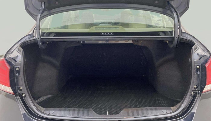 2019 Maruti Ciaz ALPHA  AT 1.5 SHVS PETROL, Petrol, Automatic, 37,052 km, Boot Inside