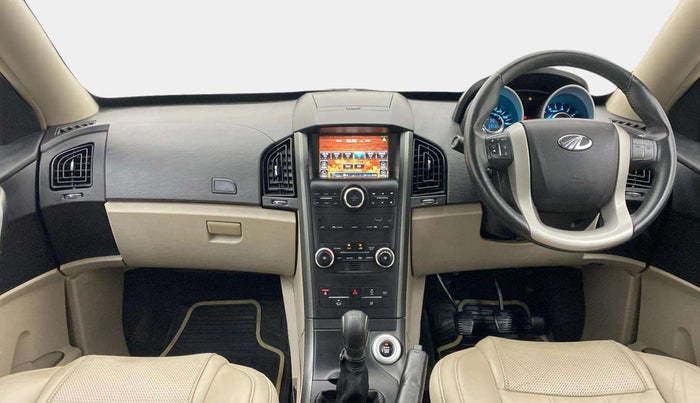 2016 Mahindra XUV500 W8, Diesel, Manual, 59,437 km, Dashboard