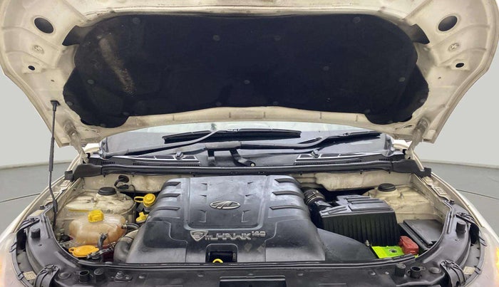 2016 Mahindra XUV500 W8, Diesel, Manual, 59,437 km, Open Bonet