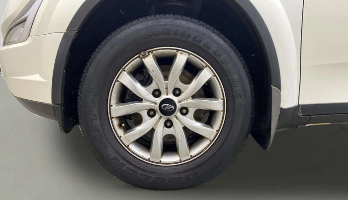 2016 Mahindra XUV500 W8, Diesel, Manual, 59,437 km, Left Front Wheel