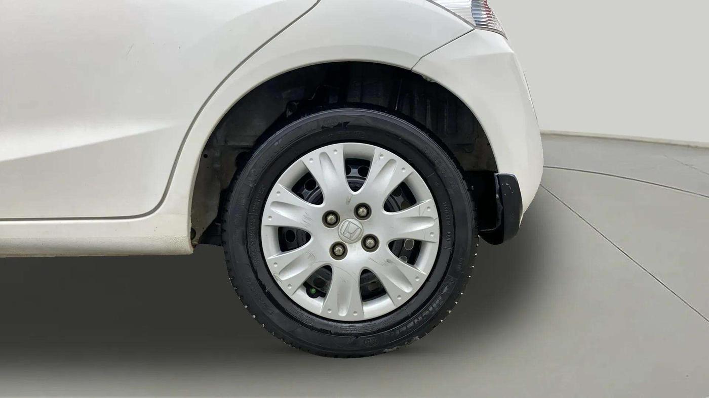 2014 Honda Brio S MT, Petrol, Manual, 51,105 km, Left Rear Wheel
