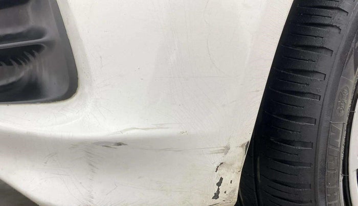 2014 Honda Brio S MT, Petrol, Manual, 51,105 km, Front bumper - Minor scratches