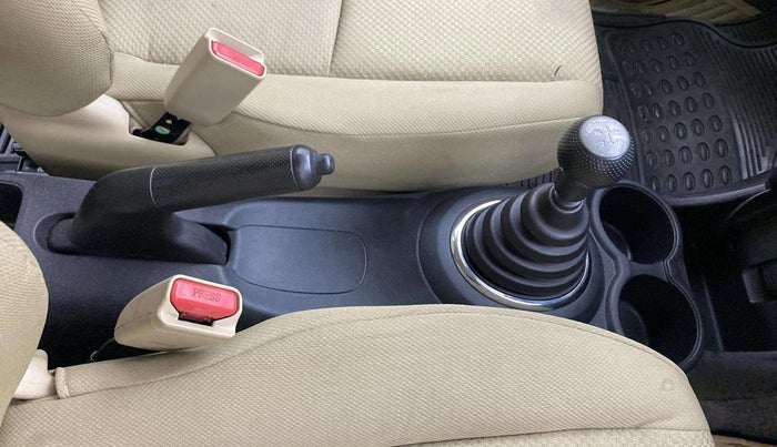 2014 Honda Brio S MT, Petrol, Manual, 51,105 km, Gear Lever