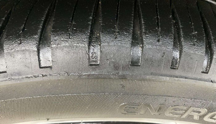 2014 Honda Brio S MT, Petrol, Manual, 51,105 km, Right Rear Tyre Tread