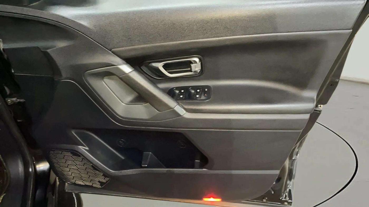 2019 Tata Harrier XZ 2.0L DARK EDITION, Diesel, Manual, 91,731 km, Driver Side Door Panels Control
