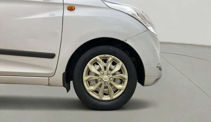 2018 Hyundai Eon ERA +, Petrol, Manual, 99,804 km, Right Front Wheel