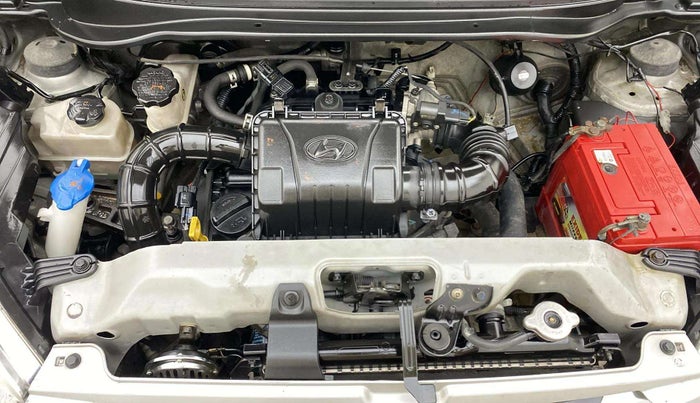 2018 Hyundai Eon ERA +, Petrol, Manual, 99,804 km, Engine View