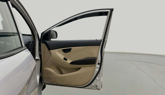 2018 Hyundai Eon ERA +, Petrol, Manual, 99,804 km, RHS Front Door