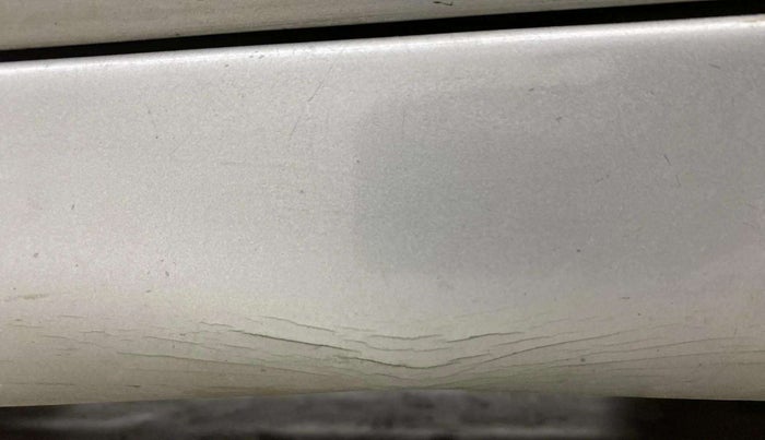 2018 Hyundai Eon ERA +, Petrol, Manual, 99,804 km, Left running board - Slightly dented