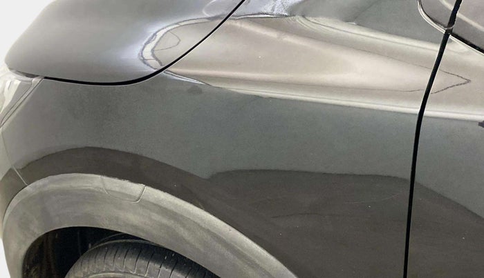 2024 Renault TRIBER RXT, Petrol, Manual, 18,175 km, Left fender - Minor scratches