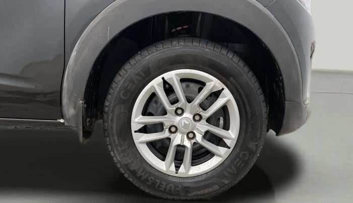 2024 Renault TRIBER RXT, Petrol, Manual, 18,175 km, Right Rear Wheel
