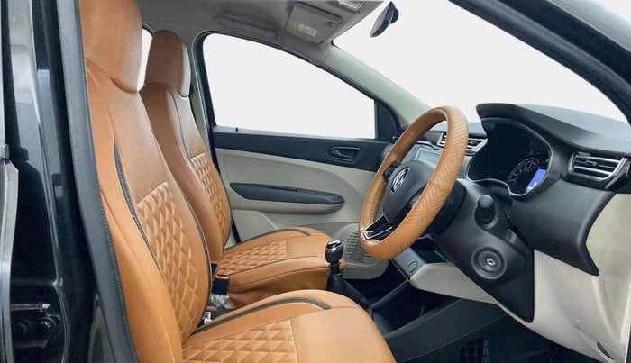 2024 Renault TRIBER RXT, Petrol, Manual, 18,175 km, Right Side Front Door Cabin