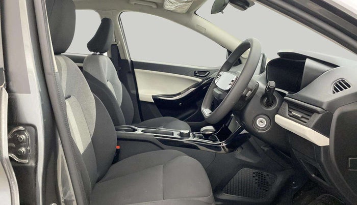 2024 Tata NEXON Pure S 1.2 Revotron 6AMT, Petrol, Automatic, 5,205 km, Right Side Front Door Cabin