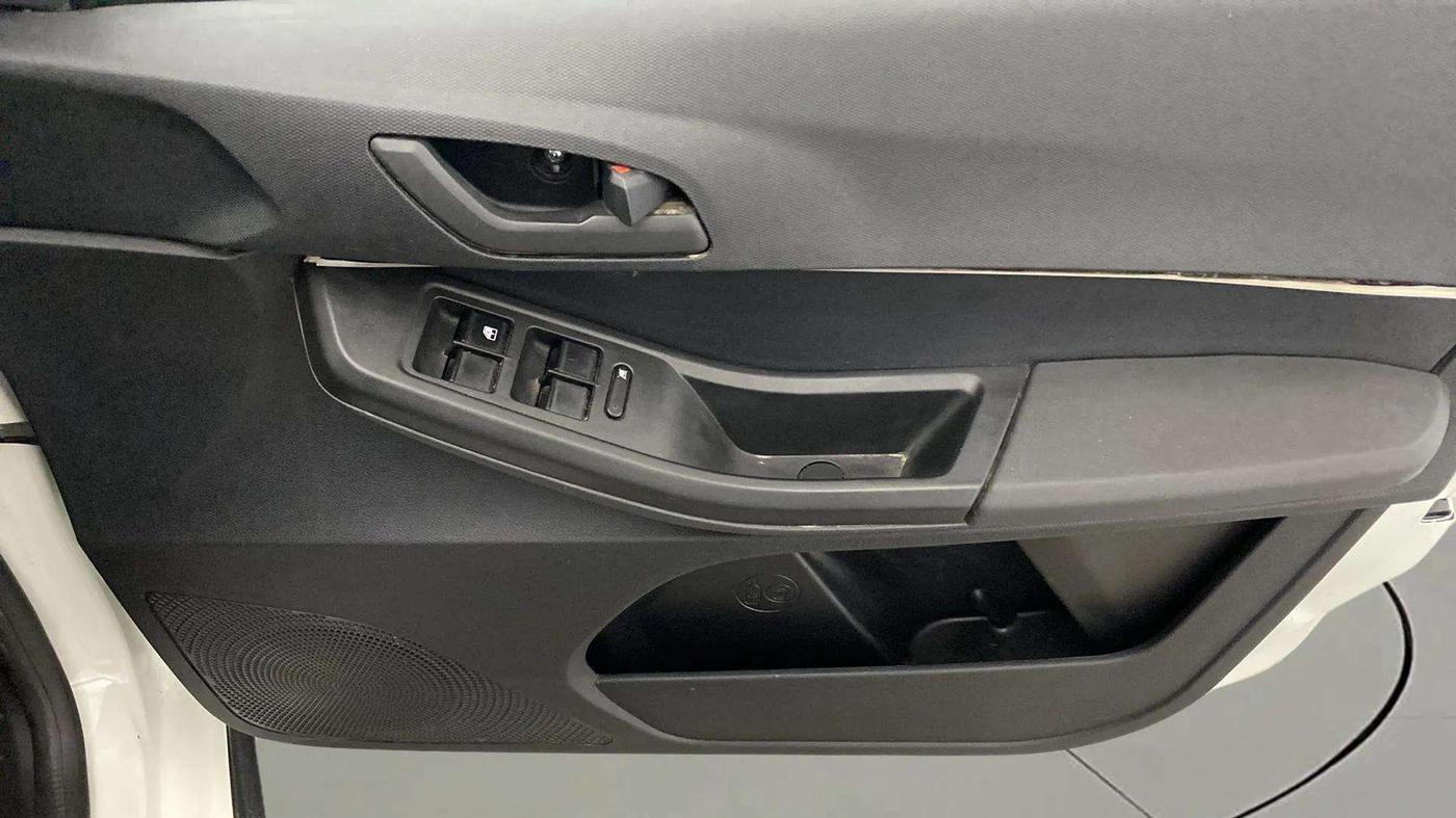 2024 Tata TIAGO NRG  NRG XZA CNG, CNG, Automatic, 19,611 km, Driver Side Door Panels Control