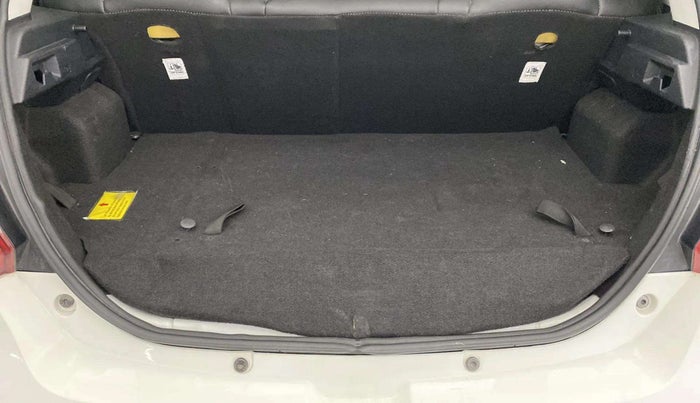 2024 Tata TIAGO NRG  NRG XZA CNG, CNG, Automatic, 19,611 km, Boot Inside