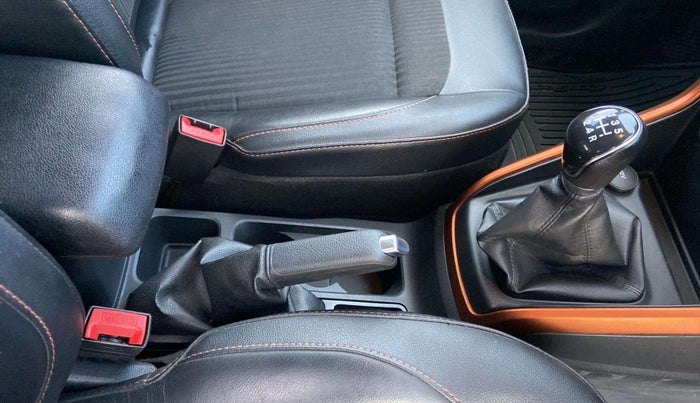 2018 Ford Ecosport TITANIUM 1.5L SPORTS(SUNROOF) DIESEL, Diesel, Manual, 41,075 km, Gear Lever