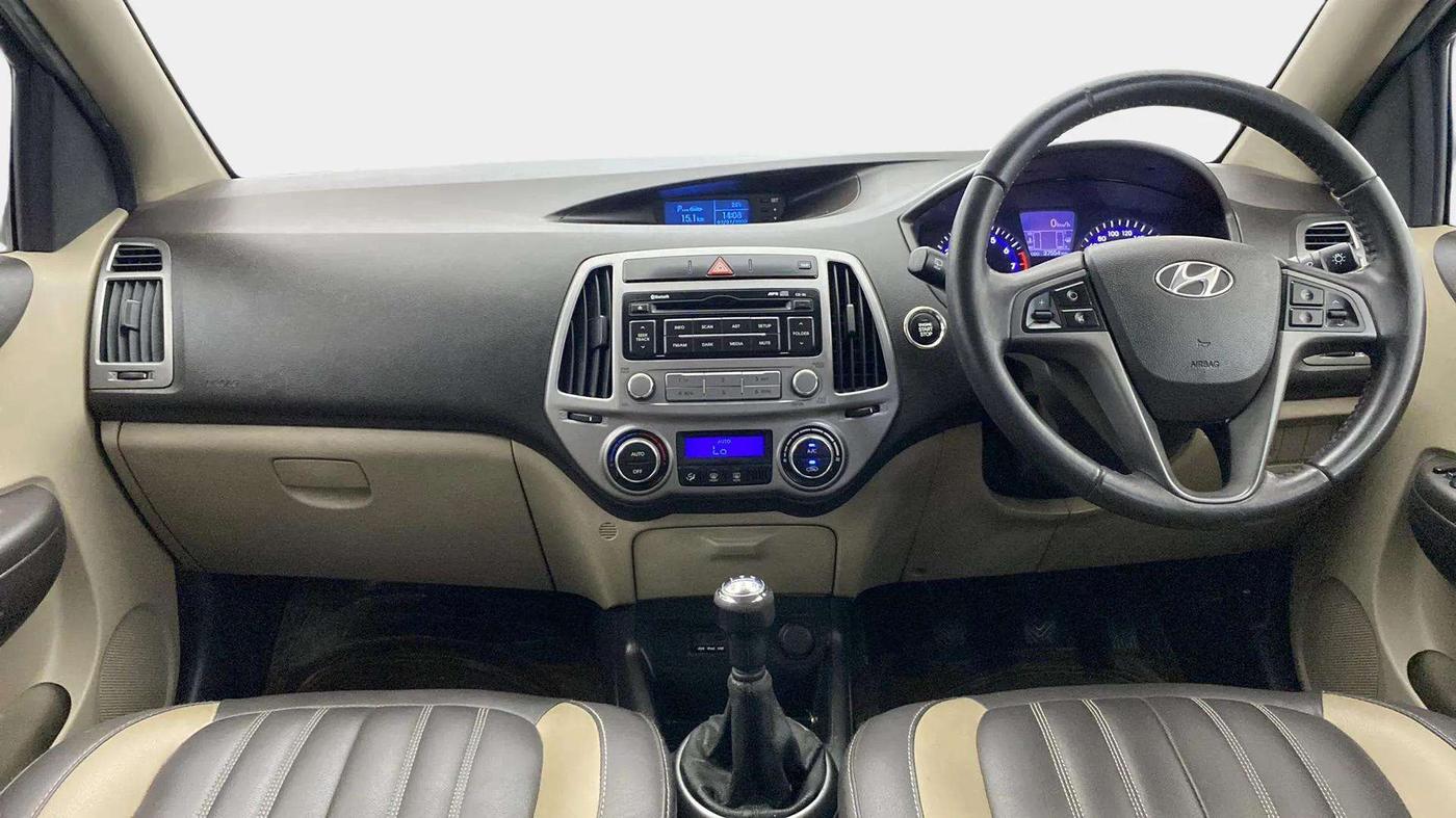 2014 Hyundai i20 ASTA 1.2, Petrol, Manual, 37,768 km, Dashboard