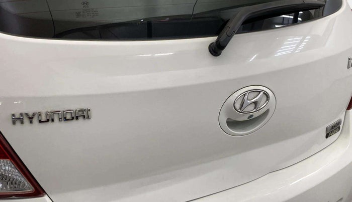 2014 Hyundai i20 ASTA 1.2, Petrol, Manual, 37,524 km, Dicky (Boot door) - Slightly dented
