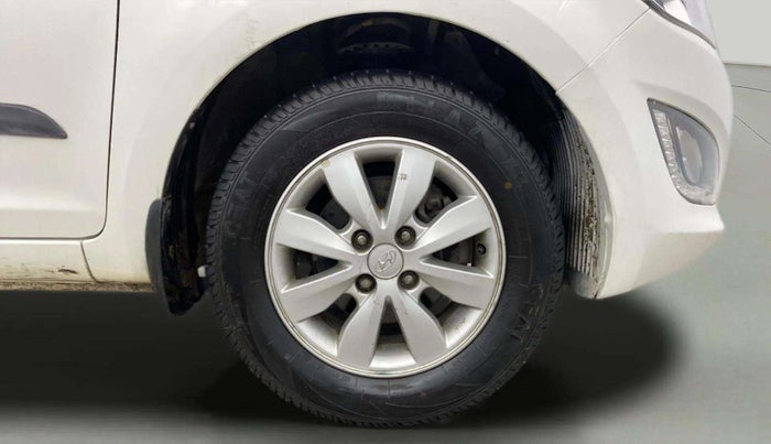 2014 Hyundai i20 ASTA 1.2, Petrol, Manual, 37,524 km, Right Front Wheel