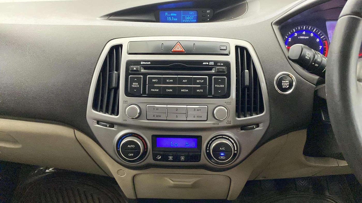 2014 Hyundai i20 ASTA 1.2, Petrol, Manual, 37,768 km, Air Conditioner