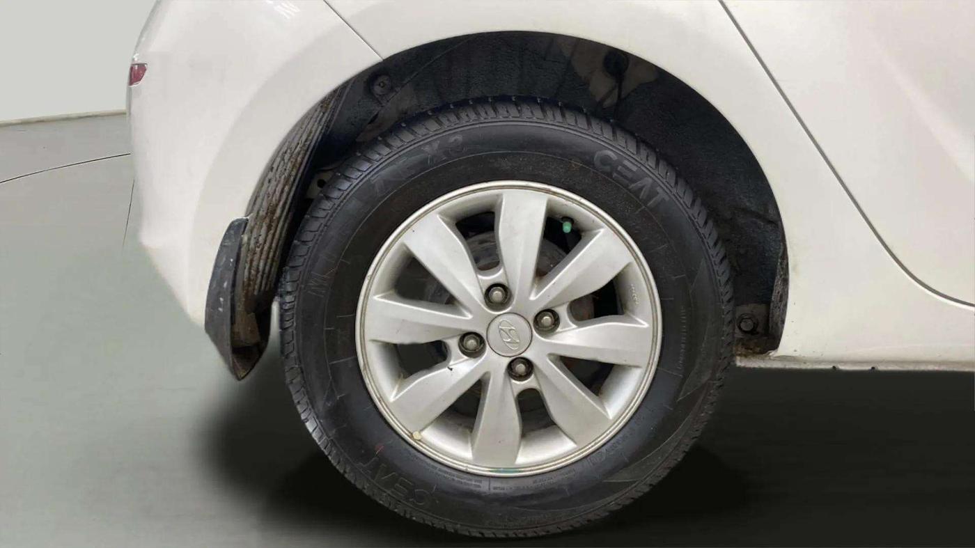2014 Hyundai i20 ASTA 1.2, Petrol, Manual, 37,768 km, Right Rear Wheel