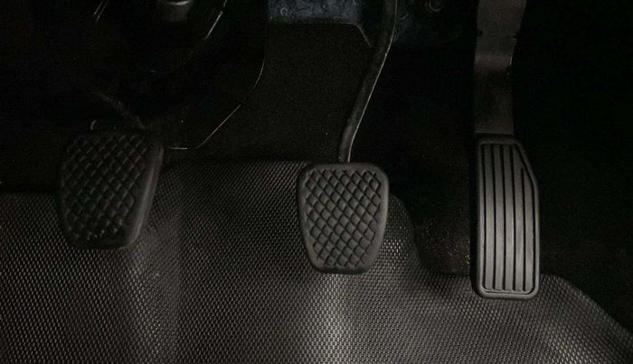 2017 Honda Jazz 1.2L I-VTEC V, Petrol, Manual, 45,774 km, Pedals