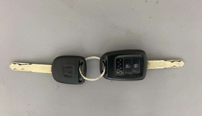 2017 Honda Jazz 1.2L I-VTEC V, Petrol, Manual, 45,774 km, Key Close Up