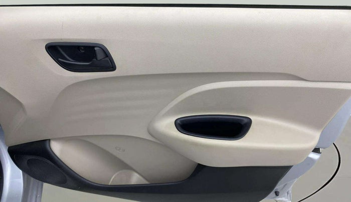 2021 Hyundai NEW SANTRO SPORTZ MT, Petrol, Manual, 41,153 km, Driver Side Door Panels Control
