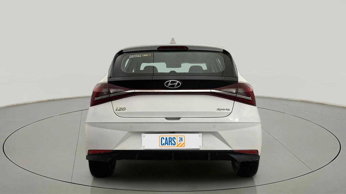 2022 Hyundai NEW I20 SPORTZ 1.2 MT, Petrol, Manual, 33,709 km, Back/Rear