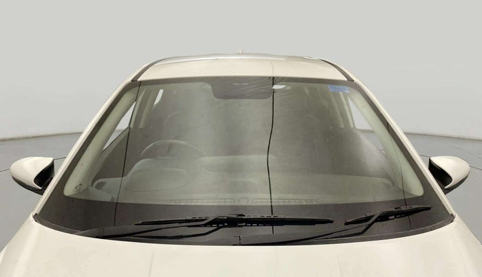 2022 Hyundai NEW I20 SPORTZ 1.2 MT, Petrol, Manual, 36,374 km, Front Windshield