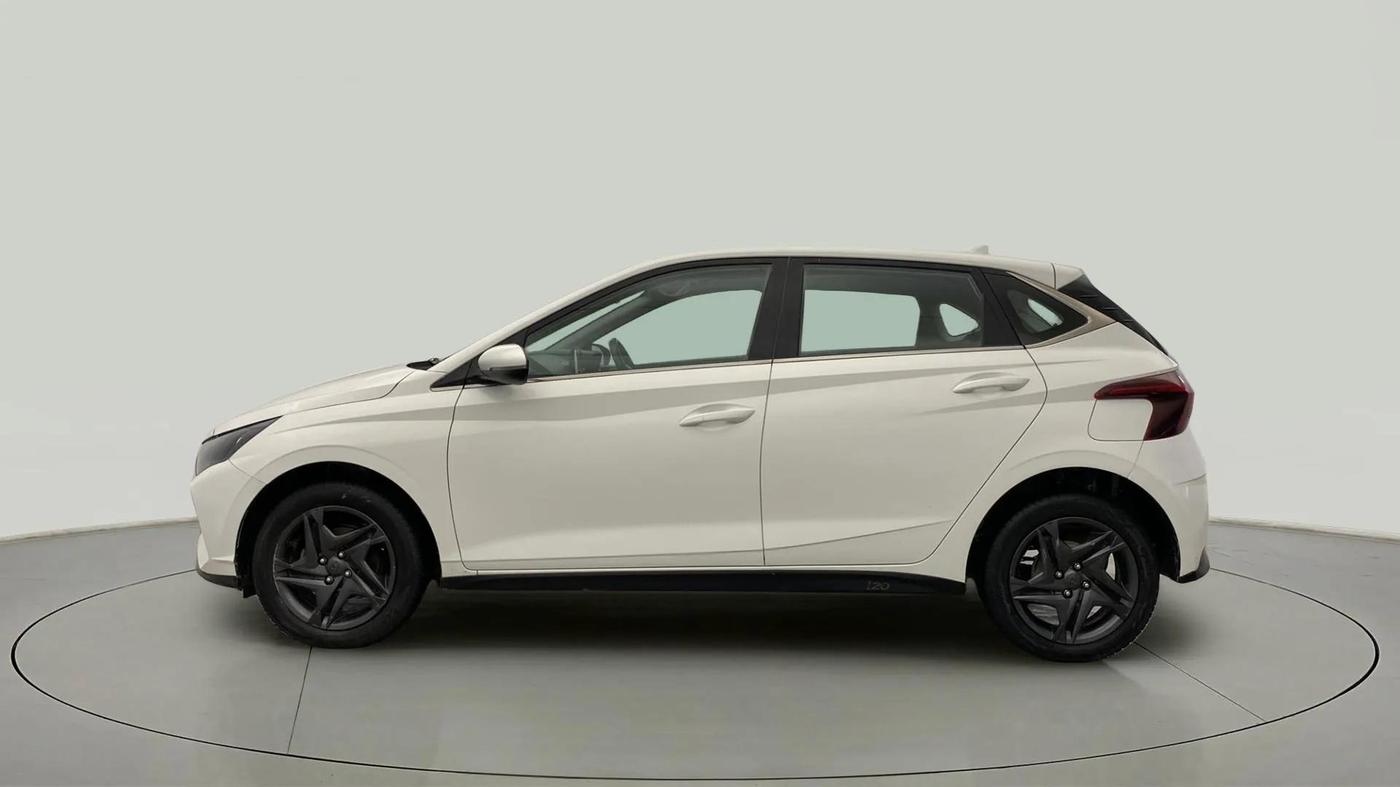 2022 Hyundai NEW I20 SPORTZ 1.2 MT, Petrol, Manual, 33,709 km, Left Side
