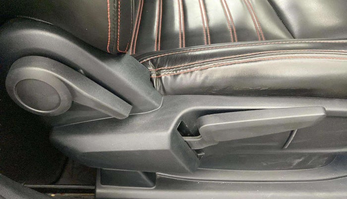 2020 Tata ALTROZ XZ PETROL, CNG, Manual, 44,918 km, Driver Side Adjustment Panel