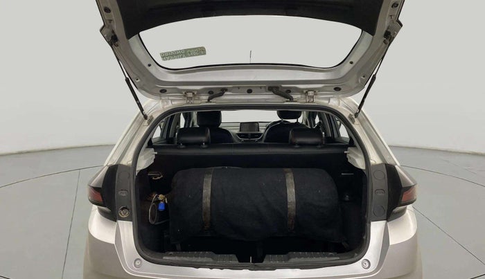 2020 Tata ALTROZ XZ PETROL, CNG, Manual, 44,918 km, Boot Open Zoomed View
