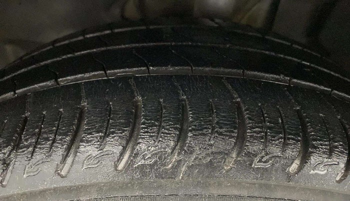 2020 Tata ALTROZ XZ PETROL, CNG, Manual, 44,918 km, Left Front Tyre Tread