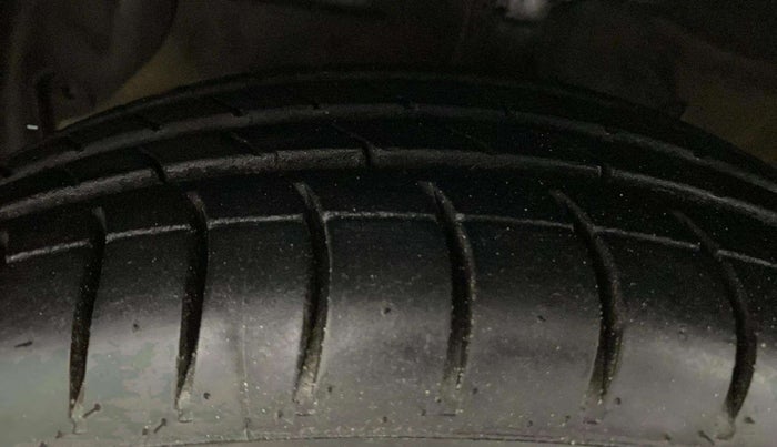 2019 Hyundai GRAND I10 NIOS SPORTZ AMT 1.2 KAPPA VTVT, Petrol, Automatic, 69,230 km, Left Front Tyre Tread