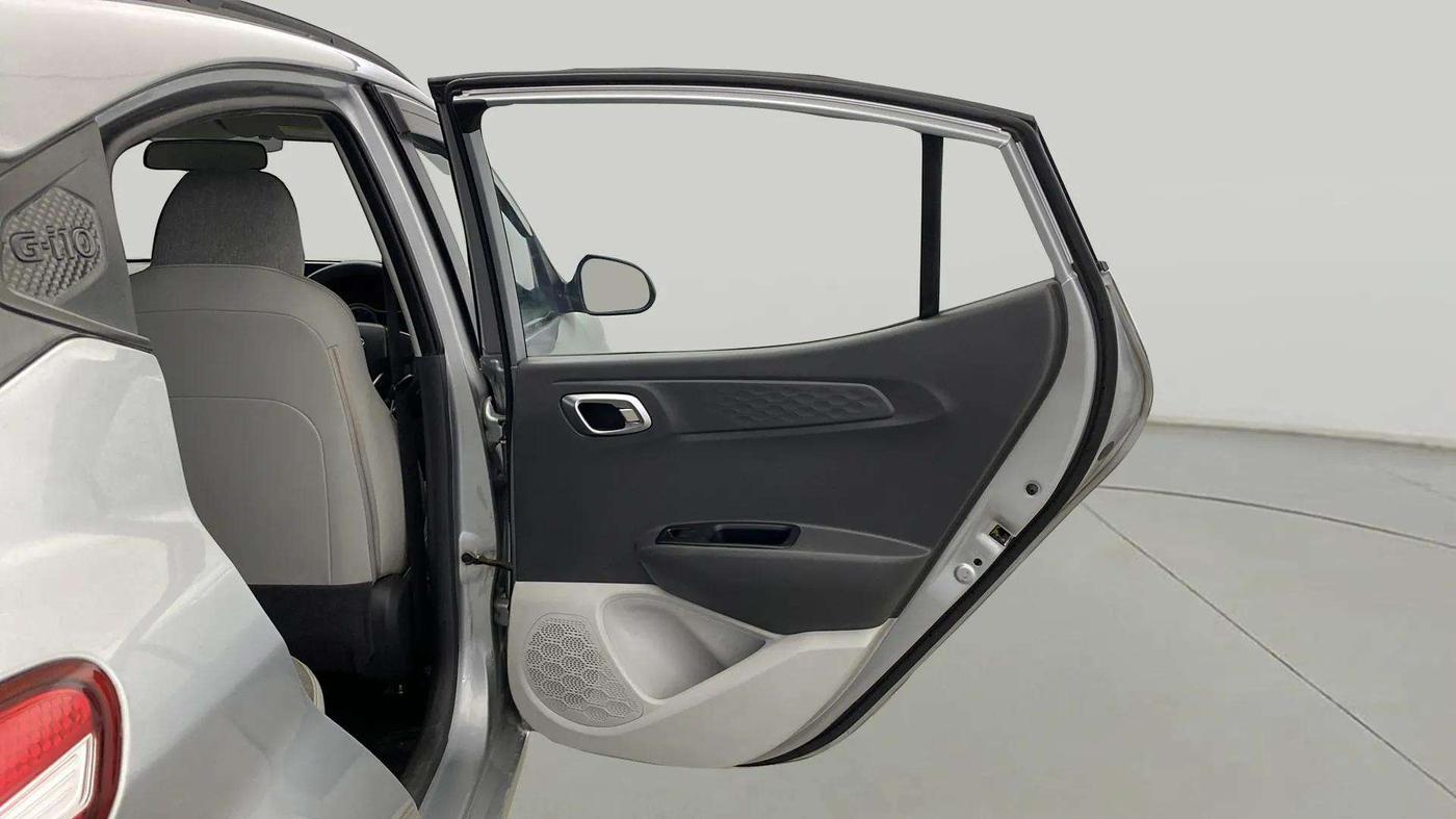 2019 Hyundai GRAND I10 NIOS SPORTZ AMT 1.2 KAPPA VTVT, Petrol, Automatic, 69,230 km, RHS Rear Door