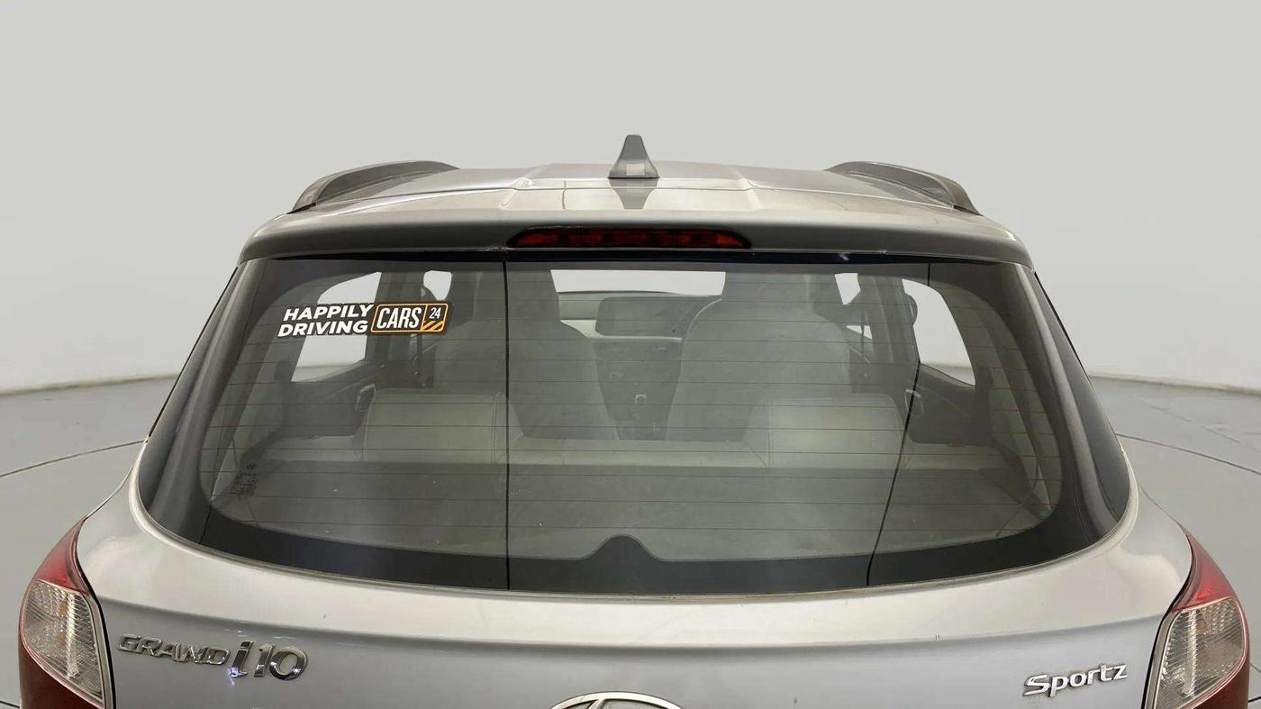 2019 Hyundai GRAND I10 NIOS SPORTZ AMT 1.2 KAPPA VTVT, Petrol, Automatic, 69,230 km, Rear Windshield
