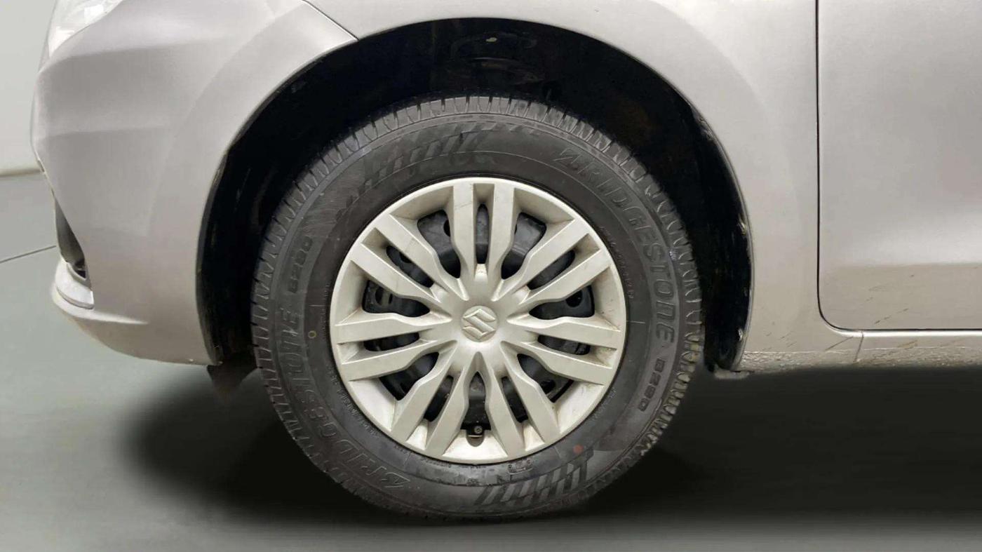 2021 Maruti Dzire VXI, Petrol, Manual, 30,893 km, Left Front Wheel
