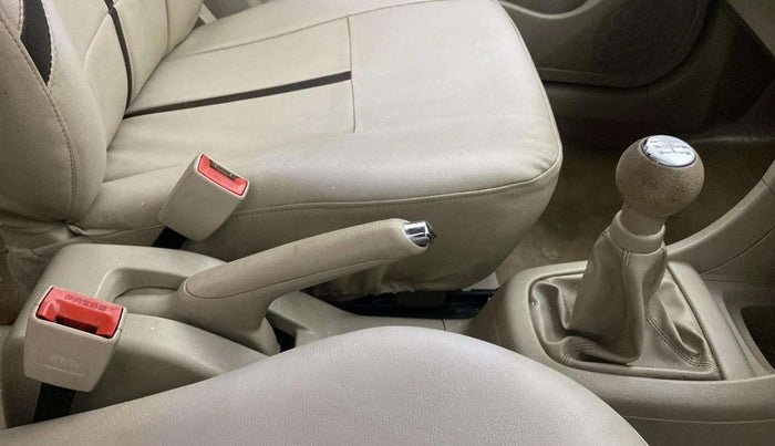 2013 Maruti Swift Dzire VXI, Petrol, Manual, 51,014 km, Gear Lever