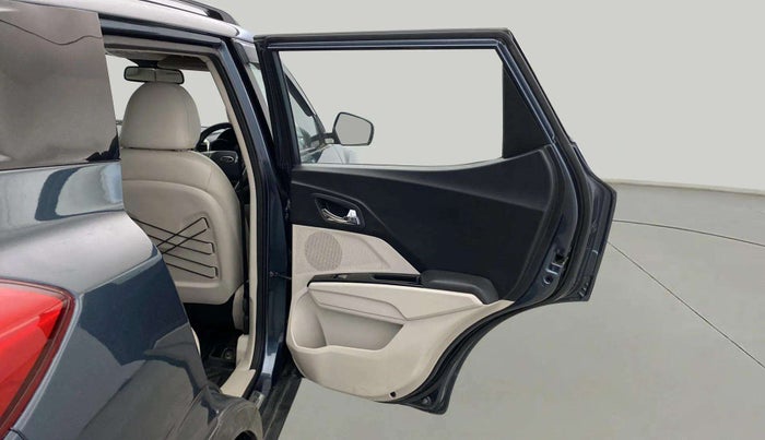 2021 Mahindra XUV300 W8 (O) 1.2 PETROL, Petrol, Manual, 67,356 km, RHS Rear Door
