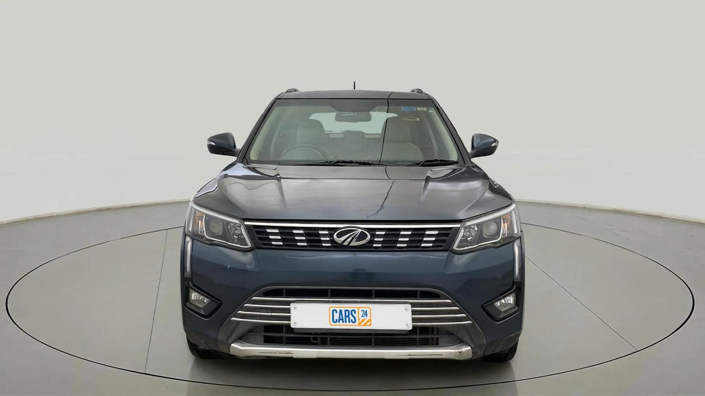 2021 Mahindra XUV300 W8 (O) 1.2 PETROL, Petrol, Manual, 67,356 km, Front
