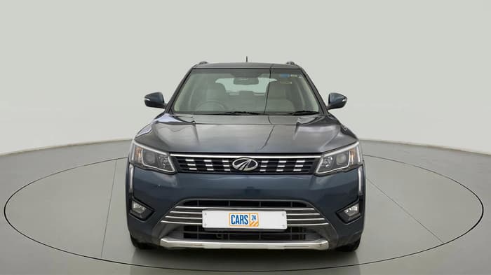 2021 Mahindra XUV300 W8 (O) 1.2 PETROL, Petrol, Manual, 67,356 km, Front